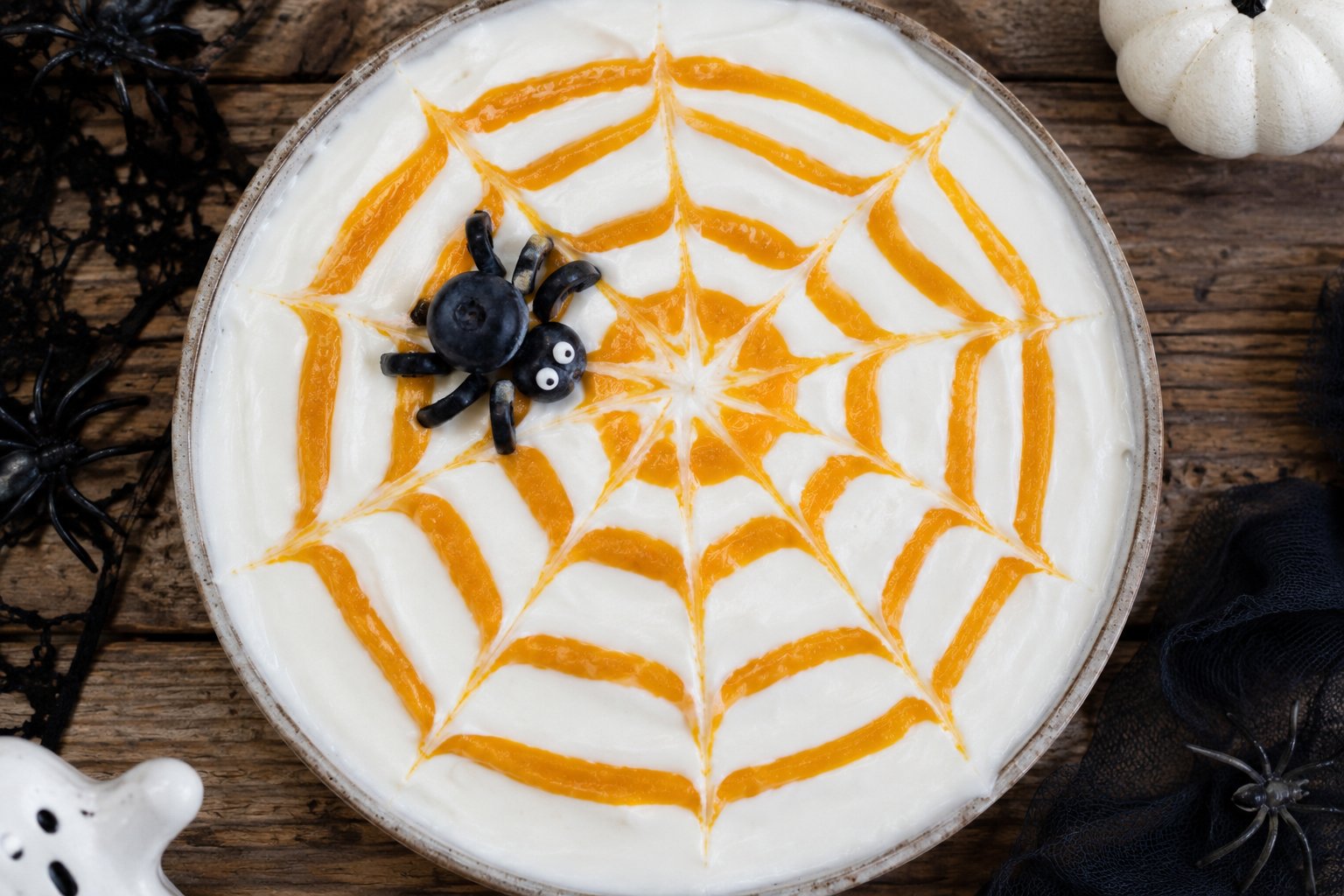 Halloween Spider Web Yogurt Tray: Spooky Lick Mat for Dogs