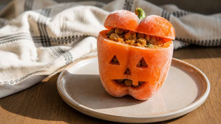 Halloween Dog Treats: Frozen Jack-O'-Lantern Pepper
