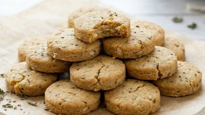 Baked Cat Treats: Egg Yolk and Chicken Catnip Coins