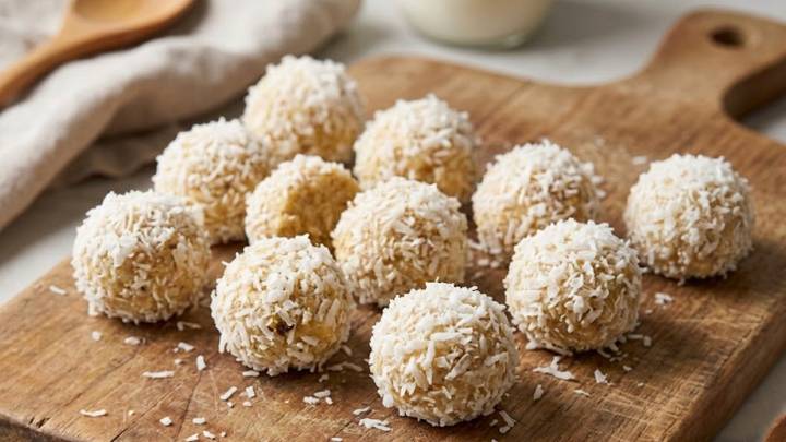 Banana Dog Treats: No-Bake Coconut Snowballs
