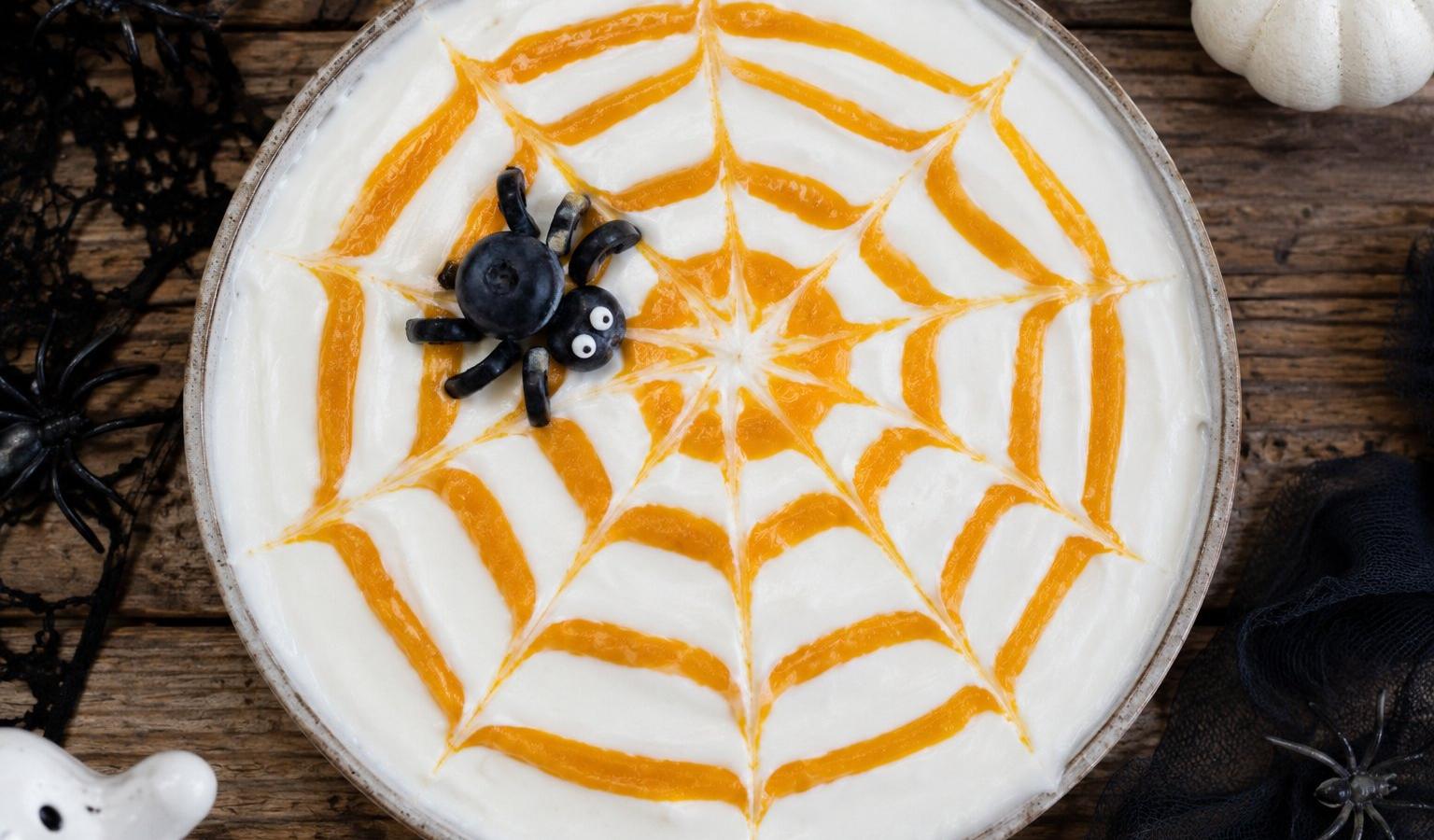 Halloween Lick Mat for Dogs: Spider Web Yogurt Tray